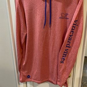 Men’s Vineyard Vines hooded pullover